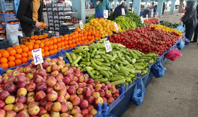Meyve sebze pazarının tadı kaçtı