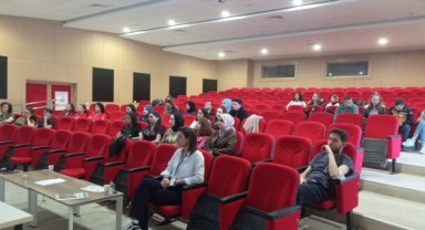 Sağlık çalışanlarına ‘yenidoğan canlandırma’ eğitimi