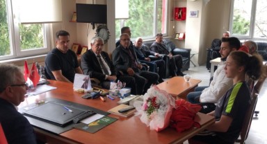 Güreş şampiyonundan Süloğlu ziyareti