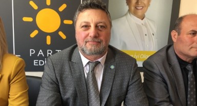 ‘Partiye gönül verenler partilerini terk etmez’