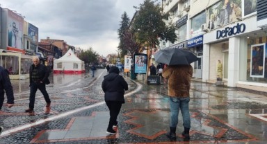 Sağanak yağış ve dolu etkili oldu