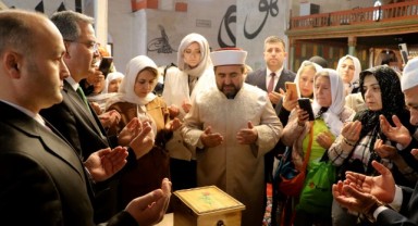 Sakal-ı Şerif, Edirnekari işlenmiş kutuda korunacak