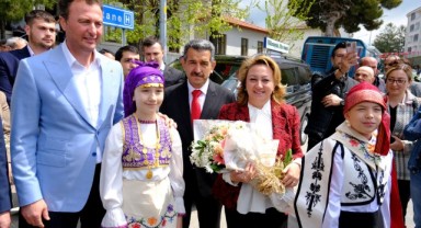 ‘Türkiye, dünyaya yön veren ülke konumunda’