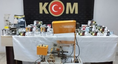 Depoda kaçak tütün ele geçirildi