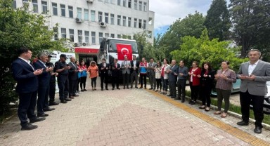 Deprem bölgesine yardımlar sürüyor