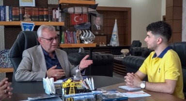 Helvacıoğlu, öğrencilere belediyeciliği anlattı