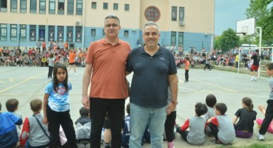 Plevne’de miniklerin basketbol şovu