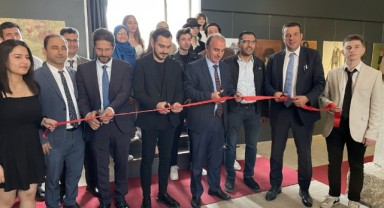 Resim sergisi sanatseverlerle buluştu