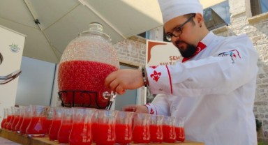 Saray mutfağı yemekleri sunuldu