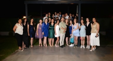 FSM öğrencilerinin mezuniyet coşkusu