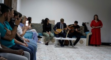 Uluslararası öğrencilerden Rumeli türküleri