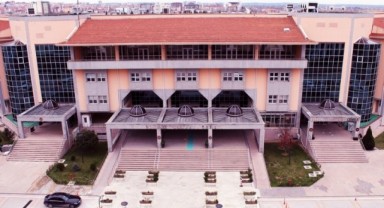 Yunan polis ve arkadaşı beraat etti