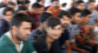 38 düzensiz göçmen yakalandı