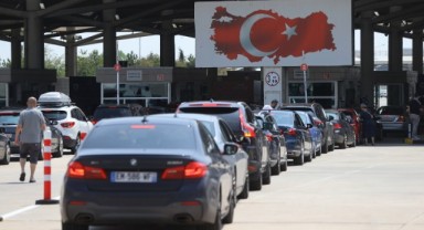 Gurbetçilerin gelişleri sürüyor