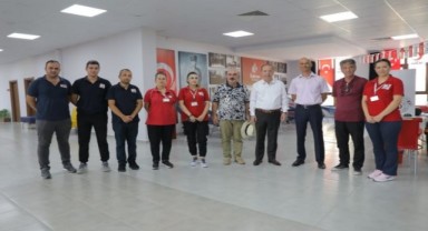 Gürkan’dan kan bağışı kampanyasına destek