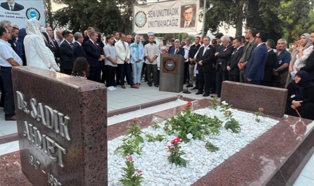 Rektör Tabakoğlu, Dr. Sadik Ahmet anma töreninde