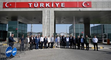 Ticaret Bakanı Bolat, sınır kapılarını inceledi