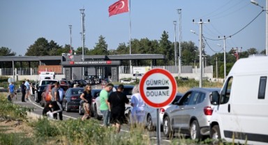 Geçişler kontrollü şekilde yapılıyor
