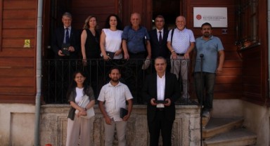 Meslektaşlarımız basın kartlarını teslim aldı