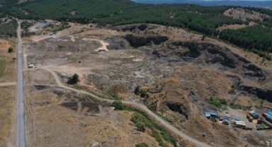 Molozlar hafriyat döküm sahasına