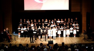 Öğrencilerden muhteşem konser