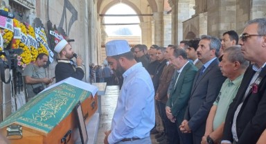 Genç gazeteci gözyaşları ile uğurlandı