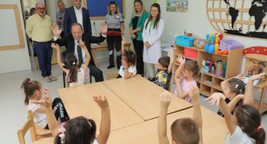 Gürkan, miniklerin heyecanına ortak oldu