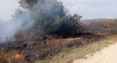 Makilik alanda çıkan yangın söndürüldü