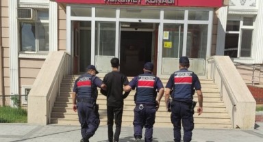 Sınırda 17 FETÖ mensubu yakalandı