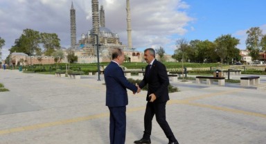 Vali Sezer’e bandolu karşılama