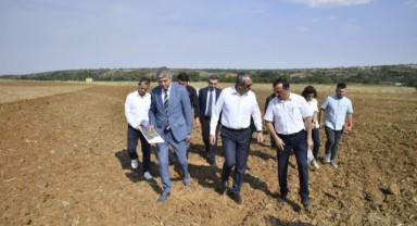Vali Sezer incelemelerini sürdürüyor