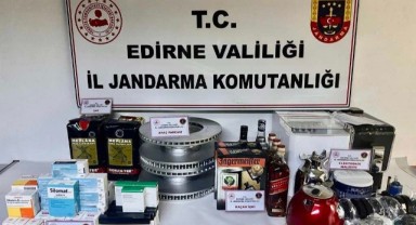 Jandarma gümrük kaçağı malzeme yakaladı