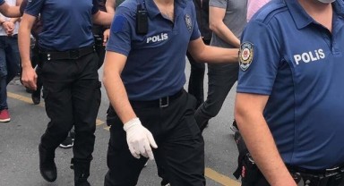 Kaçak Göçmenlere Polis darbesi