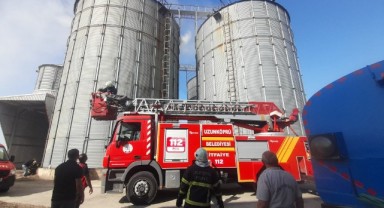 Yağ fabrikasında çıkan yangın söndürüldü