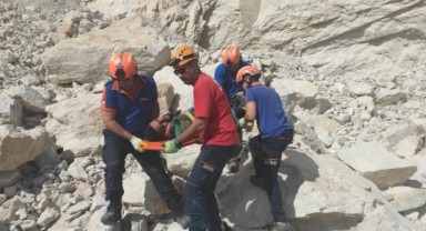 Yüksekten düşen kişi AFAD tarafından kurtarıldı
