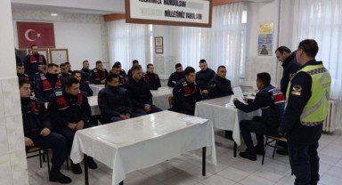 Jandarmadan personeline hatırlatıcı eğitim