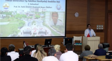 Akademik başarı ödülleri sahiplerini buldu