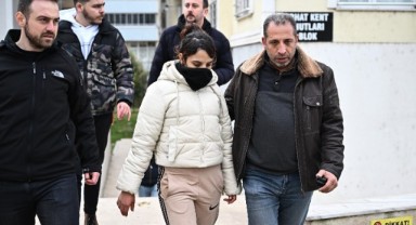 Cep telefonu çalan yabancı uyruklular yakalandı