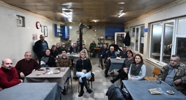 EFOD köy köy gezerek fotoğraf sunumu yapıyor