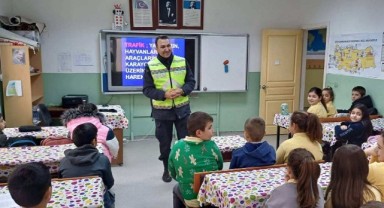 Jandarmadan öğrencilere trafik eğitimi