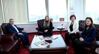 Kadın girişimcilerden Rektöre ziyaret