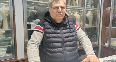 Komşunun Noel alışverişi