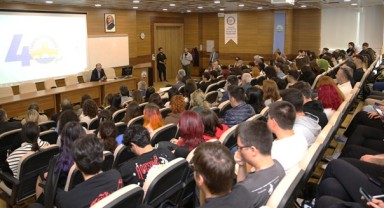 Lozan Barış Antlaşması ve Türk-Yunan ilişkileri konulu konferans