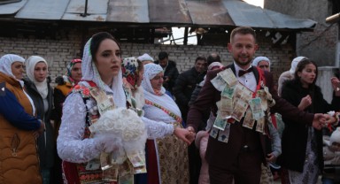 Pomaklar, düğün geleneklerini yaşatıyor