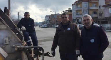 5 yavruyu temizlik işçileri kurtardı