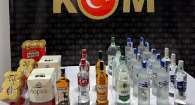 Gümrük kaçağı 47 şişe içki yakalandı