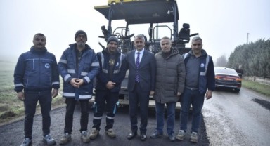 Köylerde sıcak asfalt çalışmaları sürüyor