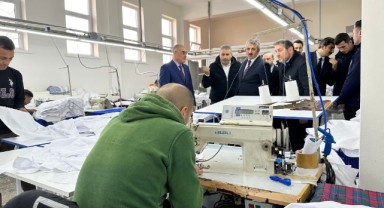 Vali atölyeleri gezerek bilgi aldı