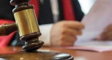Kadını bıçakla öldüren sanık yargılanıyor