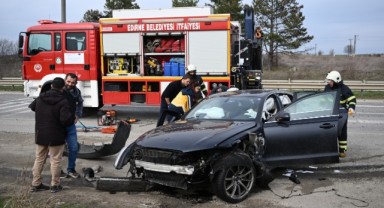 Tır kazasında 1 yaralı